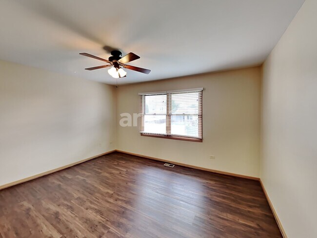 Building Photo - 2110 Three Forks Dr