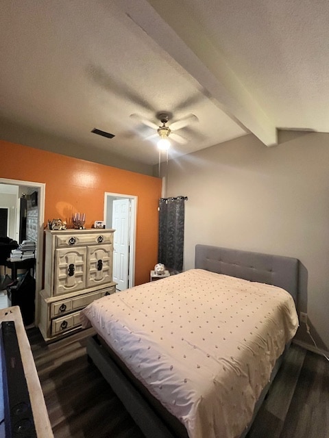 Building Photo - 23130 Dover Dr