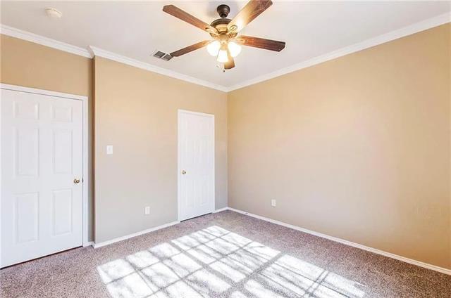 Building Photo - 5912 Deer Run Dr