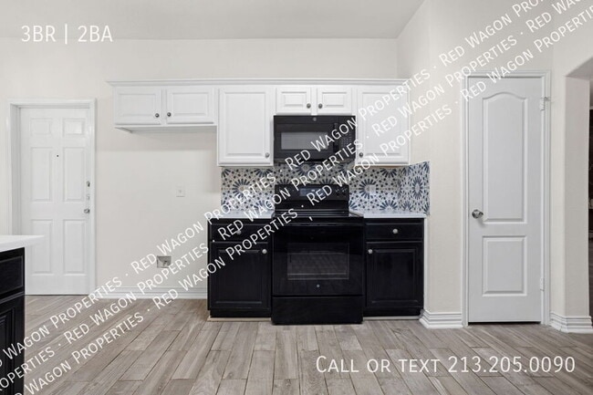 Building Photo - 19106 E Birdsong-