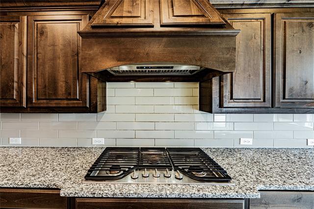 Building Photo - 2320 Lewis Canyon Dr