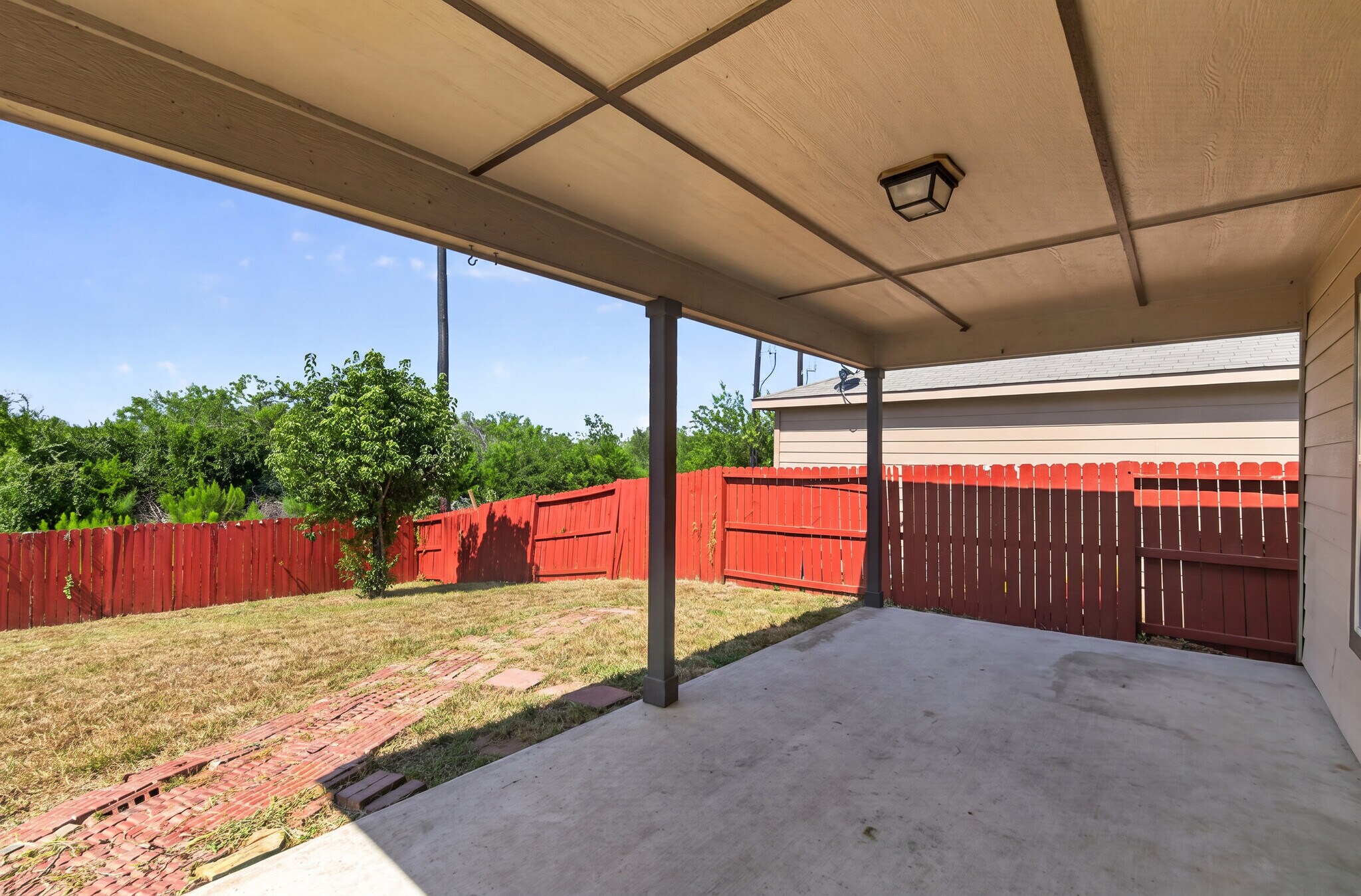 Building Photo - 6531 Luckey Sq