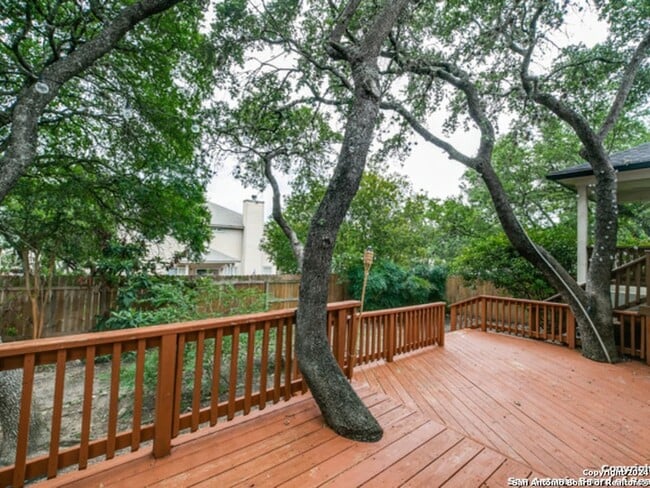 Building Photo - 5823 Rolling Forest Dr