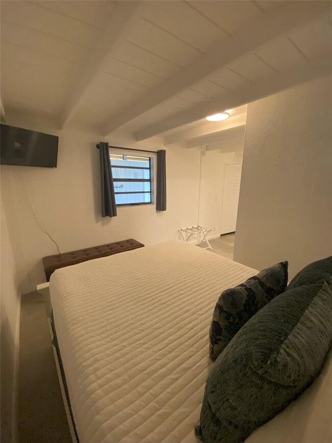 Building Photo - 2315 Deer Run Blvd