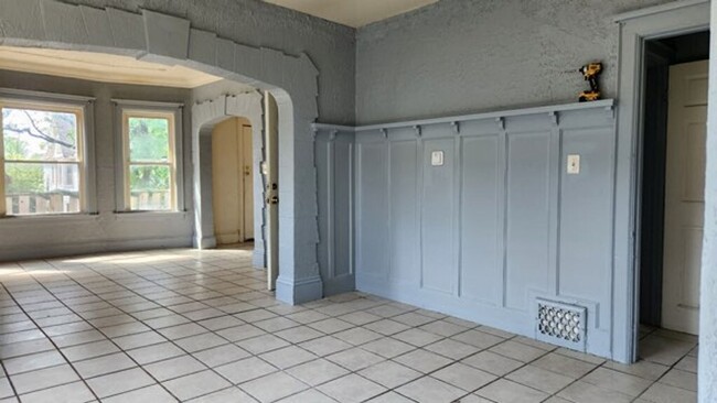 Building Photo - 3240-3242 N 24th Pl. (Duplex)
