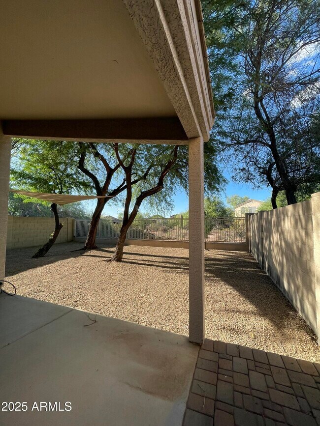 Building Photo - 4314 E Smokehouse Trail