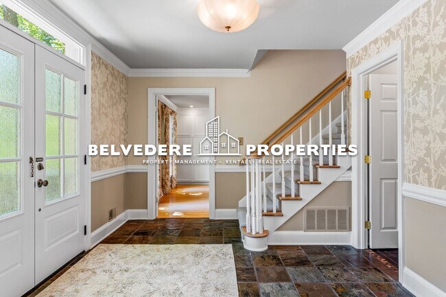 Building Photo - 4 bed in Hamilton Lakes