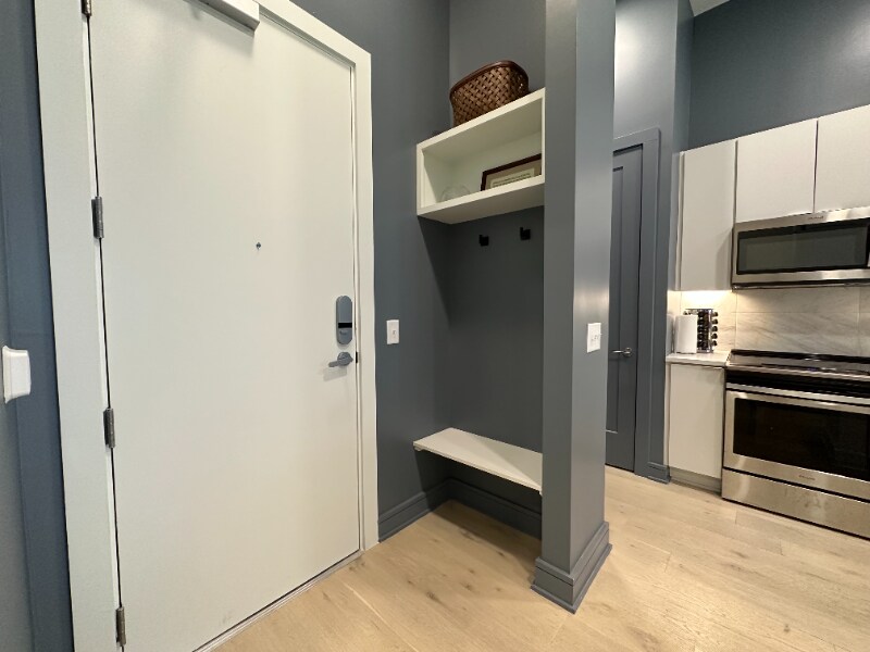 Building Photo - 997 Scovel St