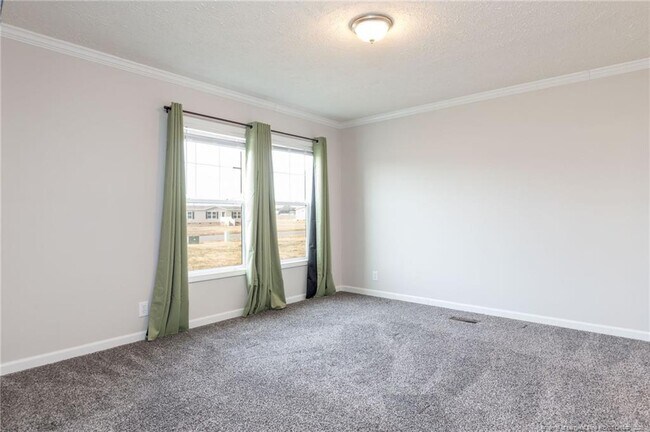 Building Photo - 37 Bermuda Dr