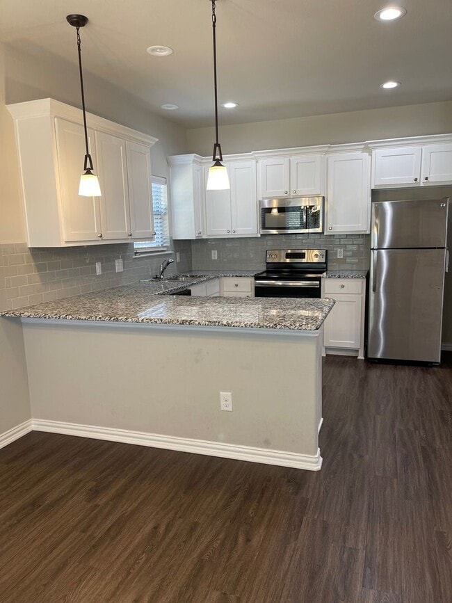 Building Photo - COMING SOON 4/2 BROCK ISD + LAWNCARE INCLU...