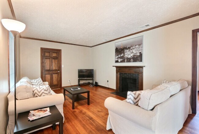 Building Photo - Large 3BR/2BA Ardsley Park House For Rent