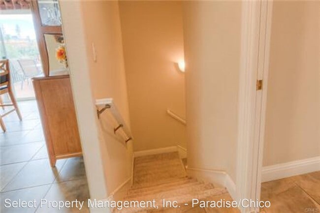 Building Photo - 3 br, 4 bath House - 5793 Acorn Ridge