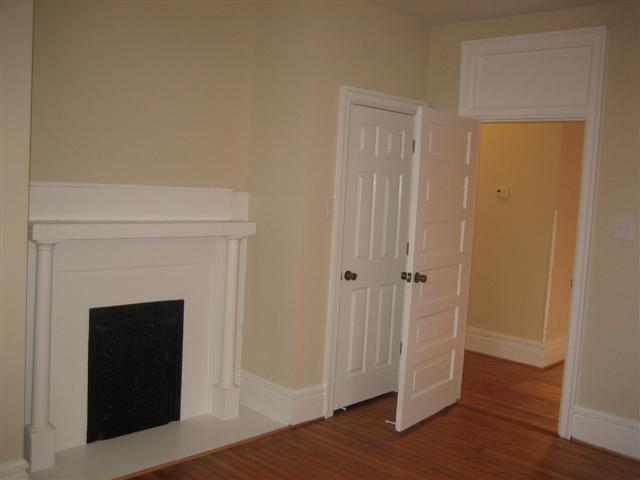 Building Photo - 611 Washington St