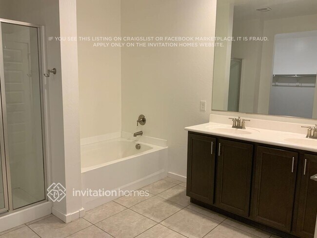 Building Photo - 644 W Panola Dr