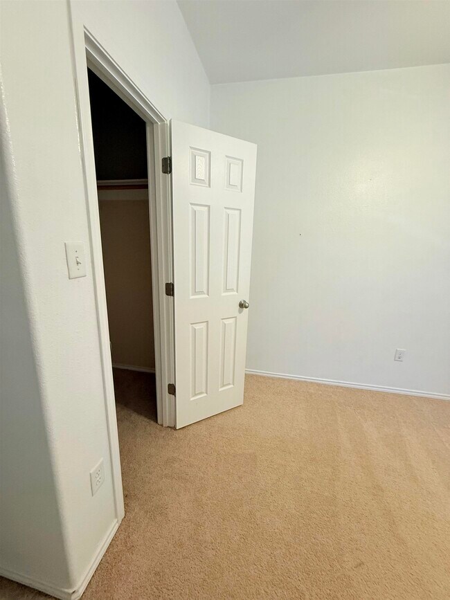 Building Photo - 1618 Padre Island Ct