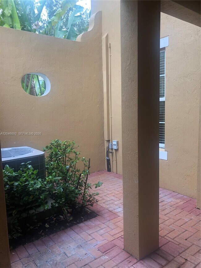 Building Photo - 1129 SW 147th Ter
