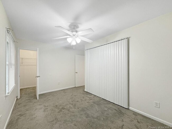 Building Photo - 105 Walker Dr