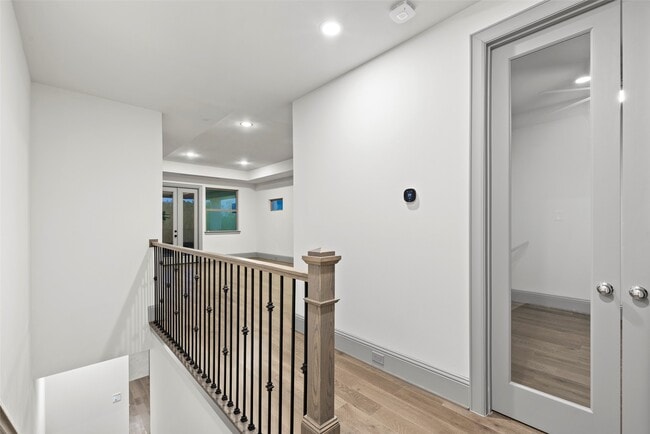 Building Photo - 1719 Holman St