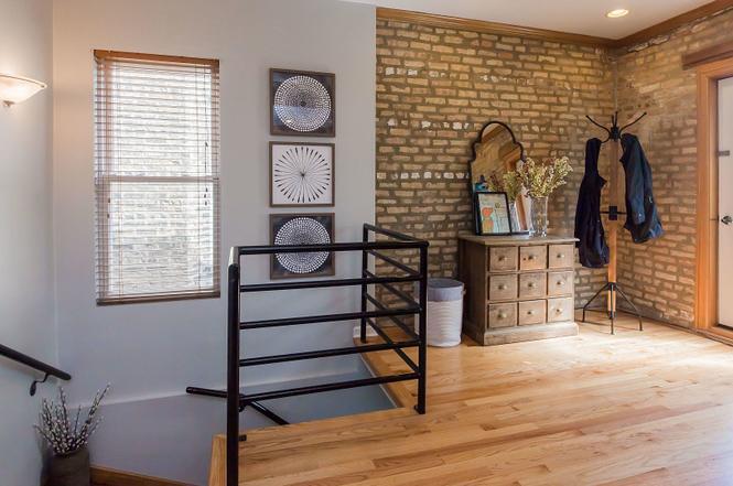 stairwell - 3436 N Ridgeway Ave