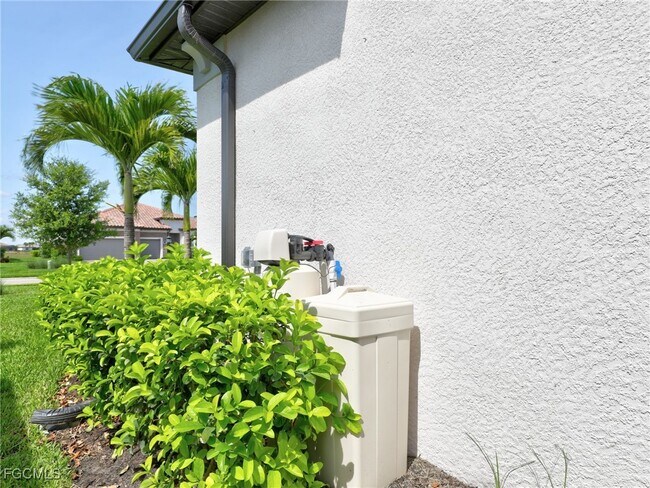 Building Photo - 20179 Napa Loop