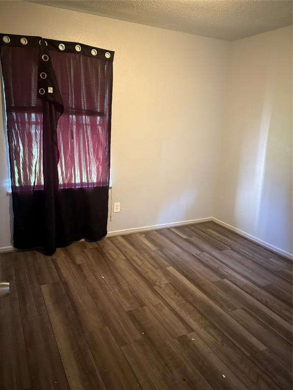 Building Photo - 6139 Ridgeway Dr