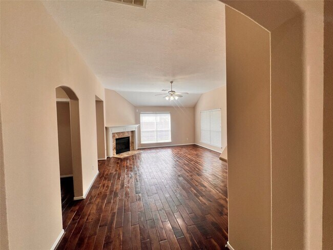 Building Photo - 4815 Wilderness Glen Ct