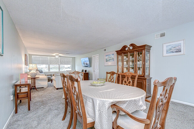 Building Photo - 5575 Gulf Blvd