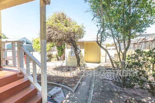Building Photo - 6606 Aqua Vista Ct