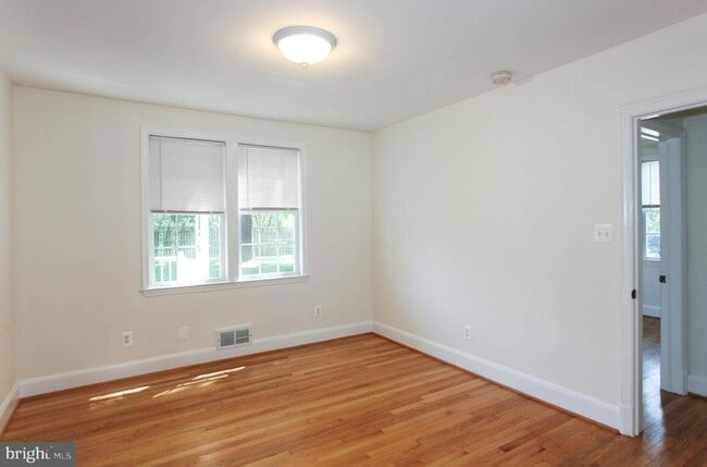 Building Photo - 3263 St Johns Ln