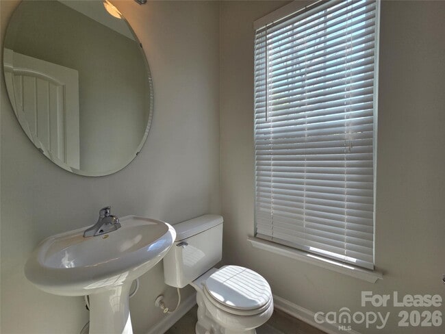 Building Photo - 15437 Coventry Ct Ln