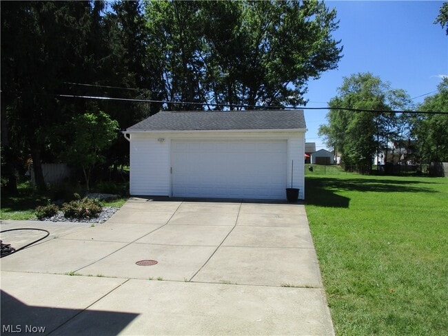 Building Photo - 3017 Snow Rd