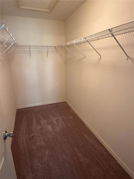 Building Photo - 2204 Crawford Ct