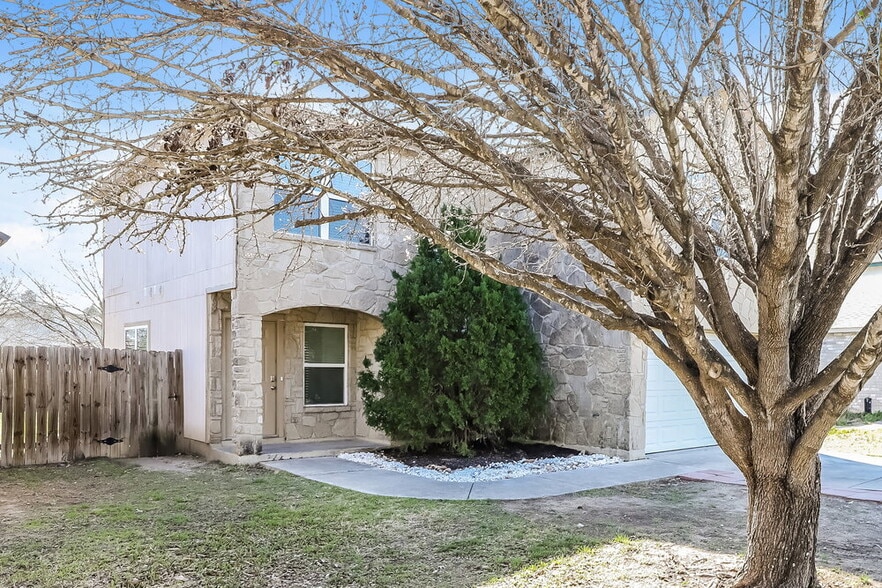 Building Photo - 8320 Morning Grove