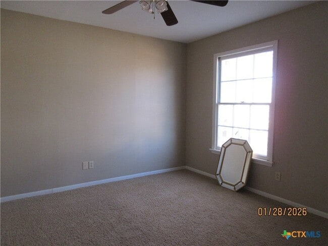 Building Photo - 906 Illinois Ave