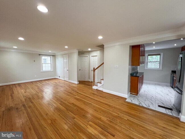 Building Photo - 2515 Randolph Rd