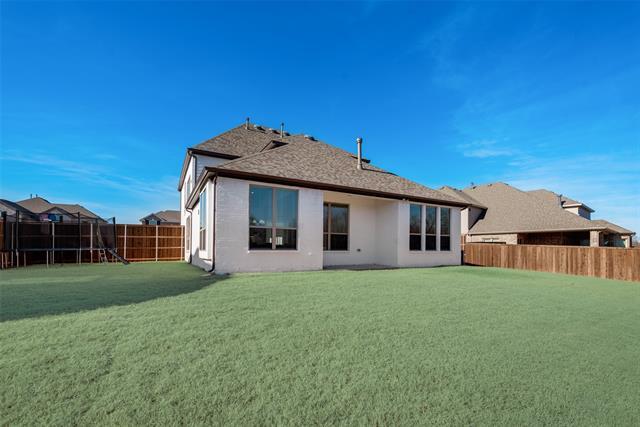 Building Photo - 901 Gold Finch Ln