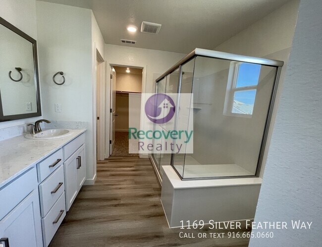 Building Photo - 1169 Silver Feather Wy