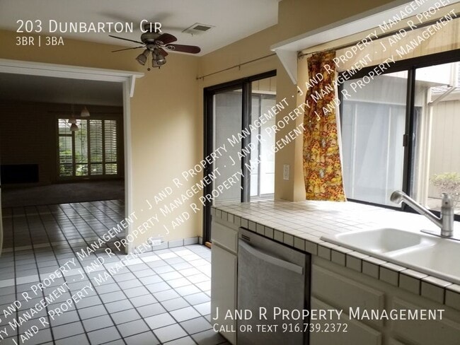 Building Photo - 203 Dunbarton Cir