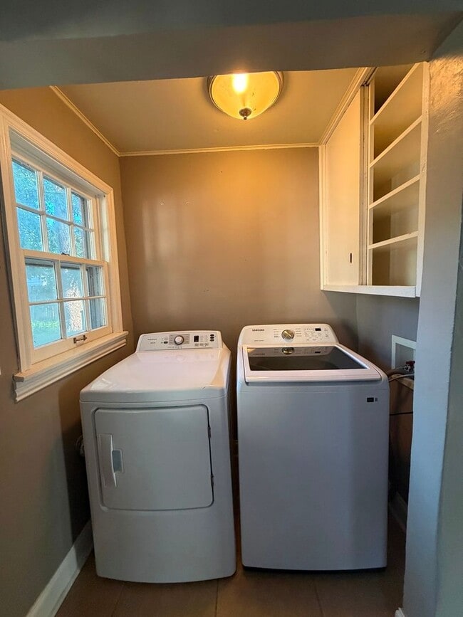 Building Photo - Renovated 2 Story, Large Lot, 3 Bedrooms and 2 1/2 bathrooms