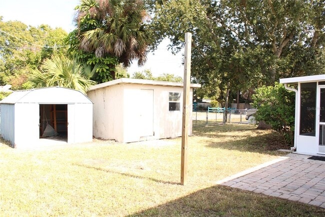 Building Photo - 4024 13th Ave W