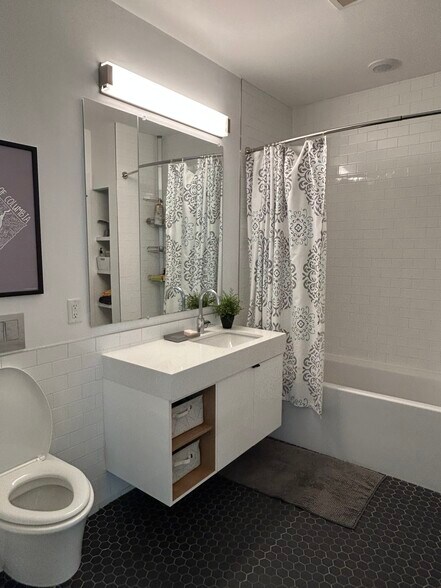 Building Photo - 57 N St NW