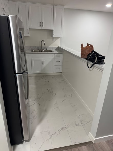 Building Photo - 5808 Tujunga Ave