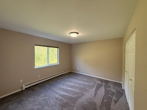Building Photo - 345 E Victor Cir