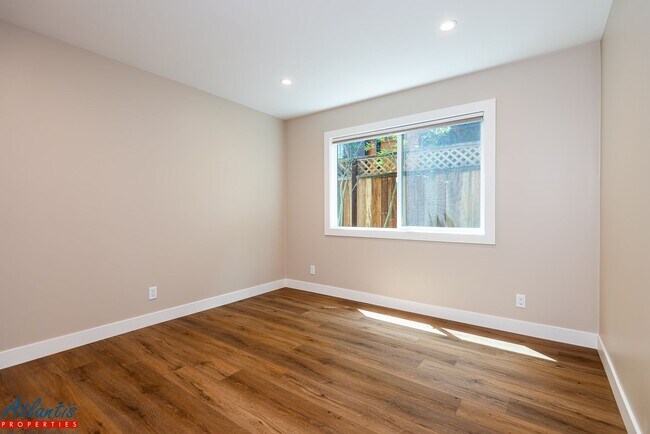 Building Photo - Stunning Home | Completely Remodeled | Des...