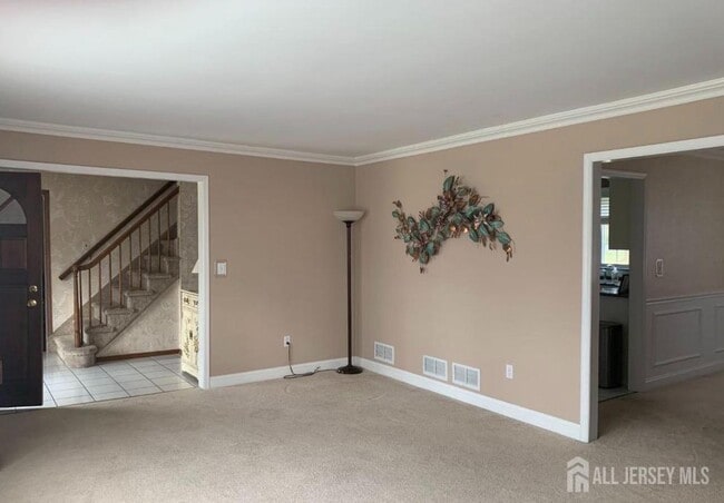 Building Photo - 3307 Evergreen Ln