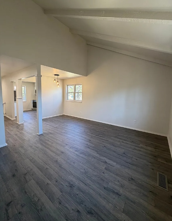 Building Photo - 5711 NW Hillside Dr