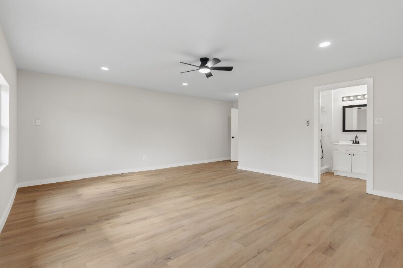 Building Photo - 1832 Dogwood Trail