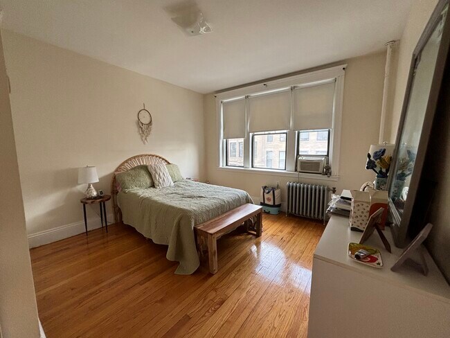 Building Photo - 7 Sutherland Rd