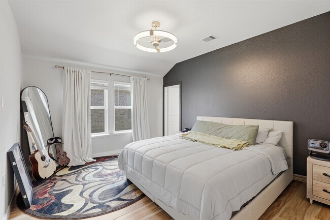 Building Photo - 710 Desert Pea Ln