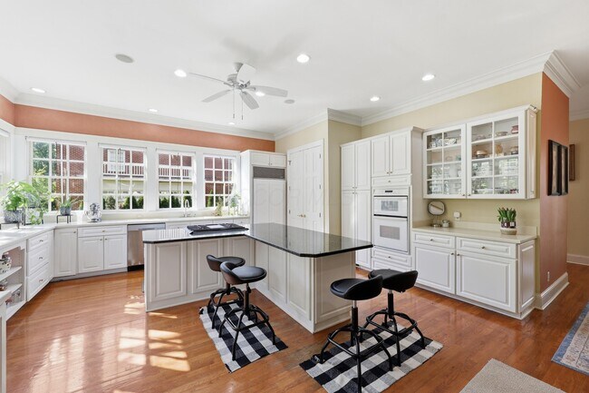 Building Photo - 7410 Ratchford Ct